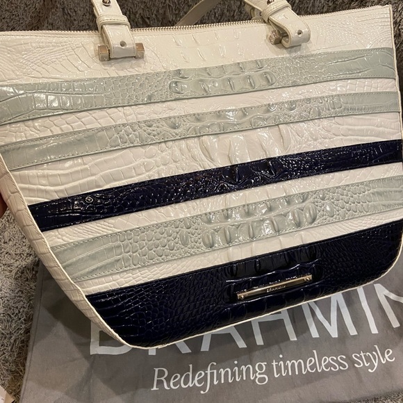 Brahmin like new bag, blue,gray and navy stripe timeless style, 17,by 11 by 4. - Picture 3 of 5